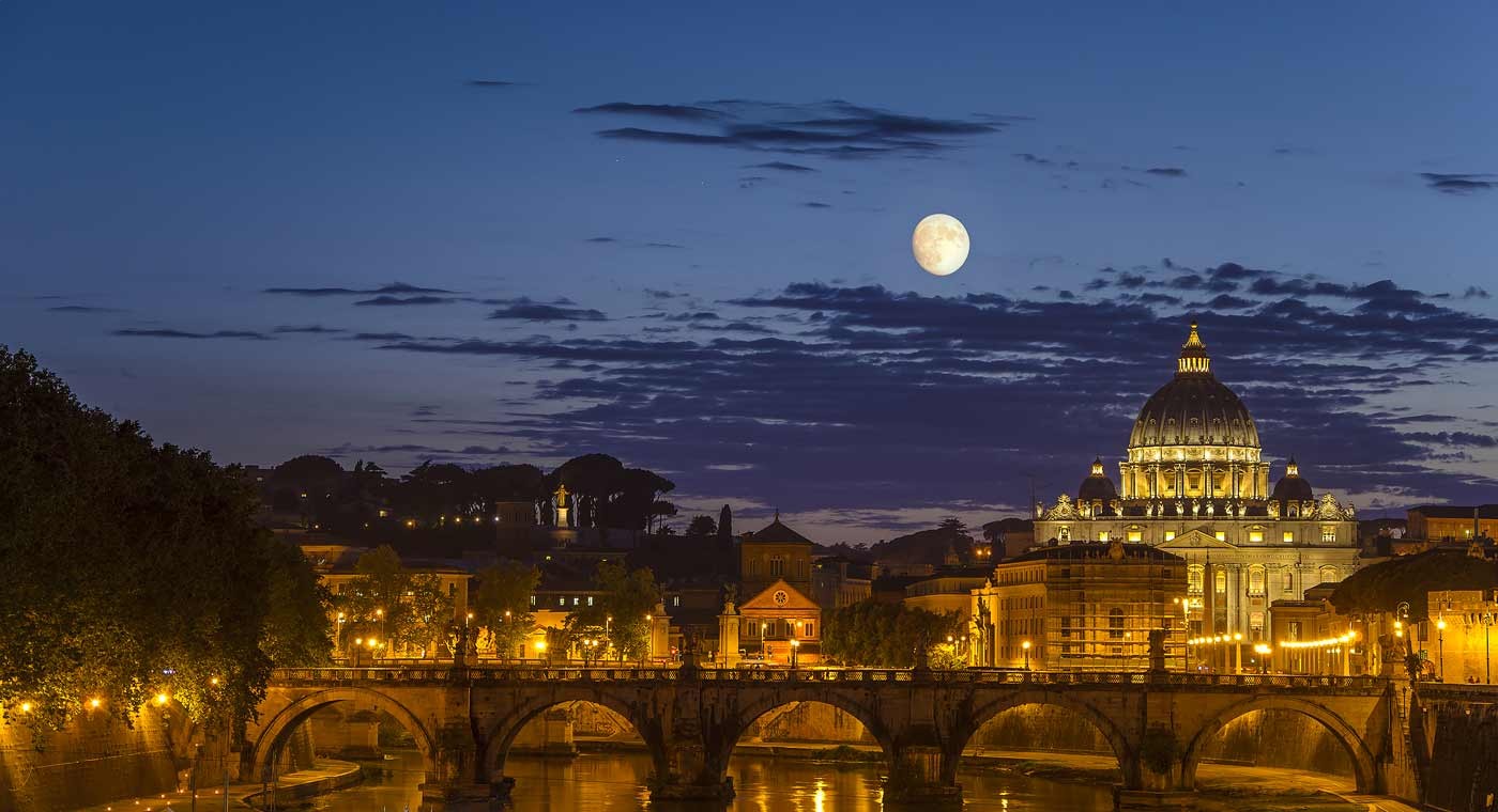 Visite nocturne de Rome avec dîner        