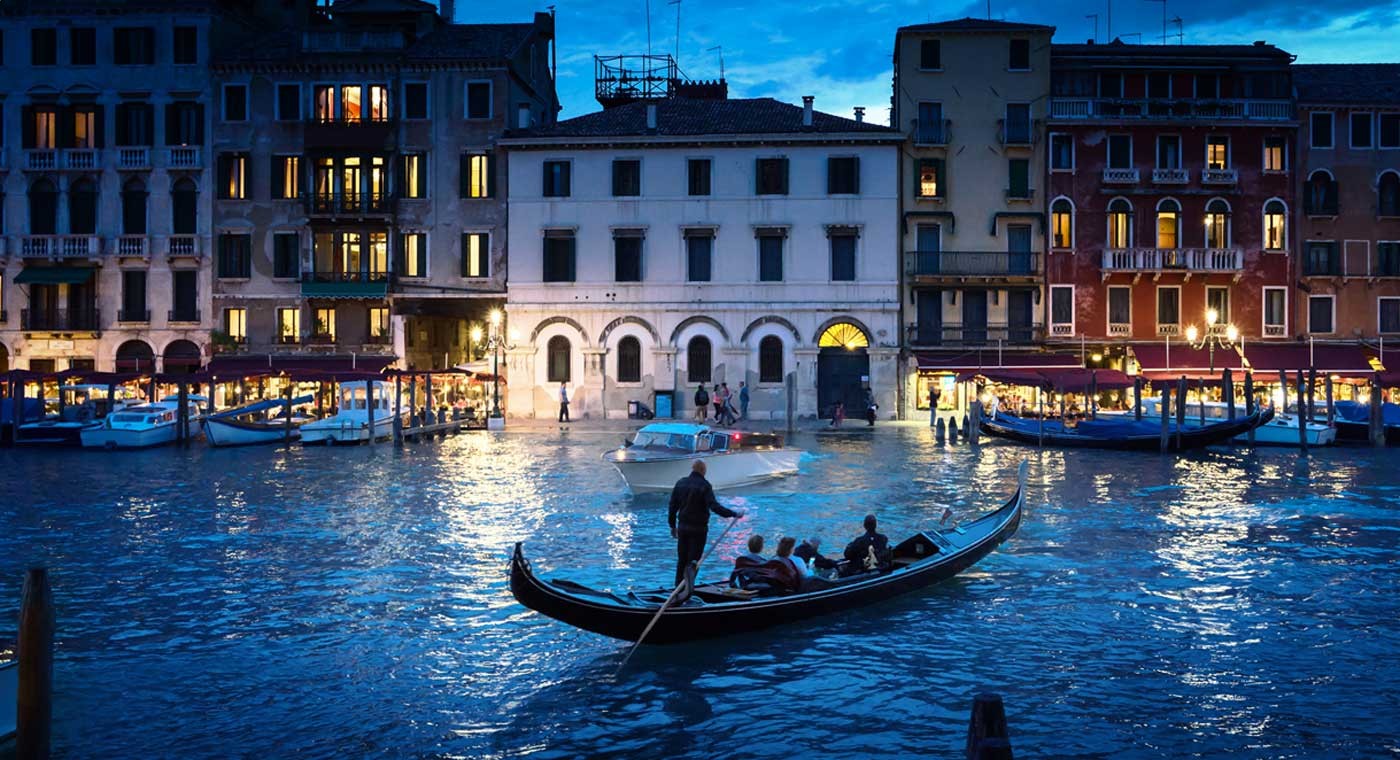 Shadows of Venice Walking Tour        