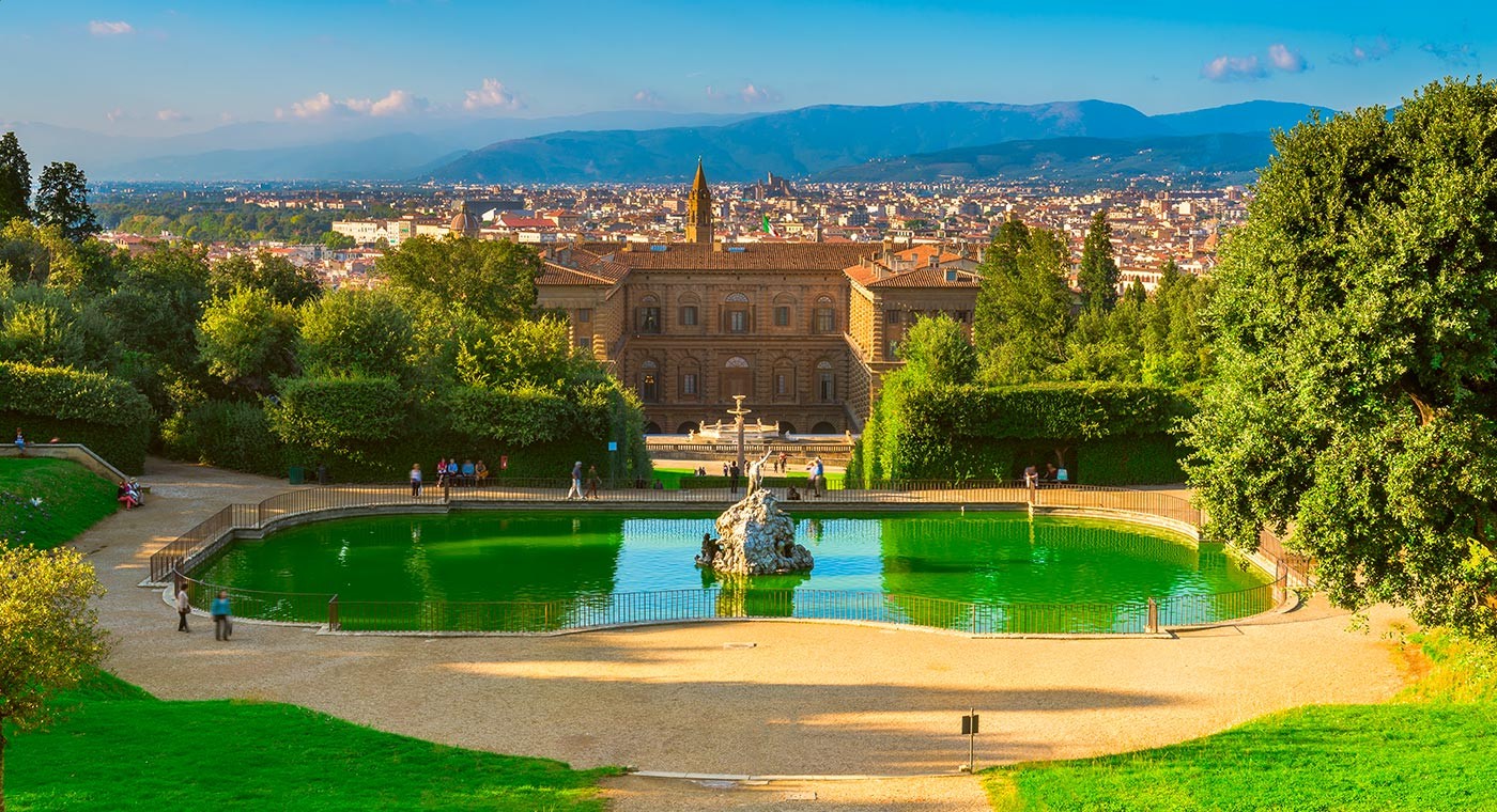 Strolling through Princely Gardens        