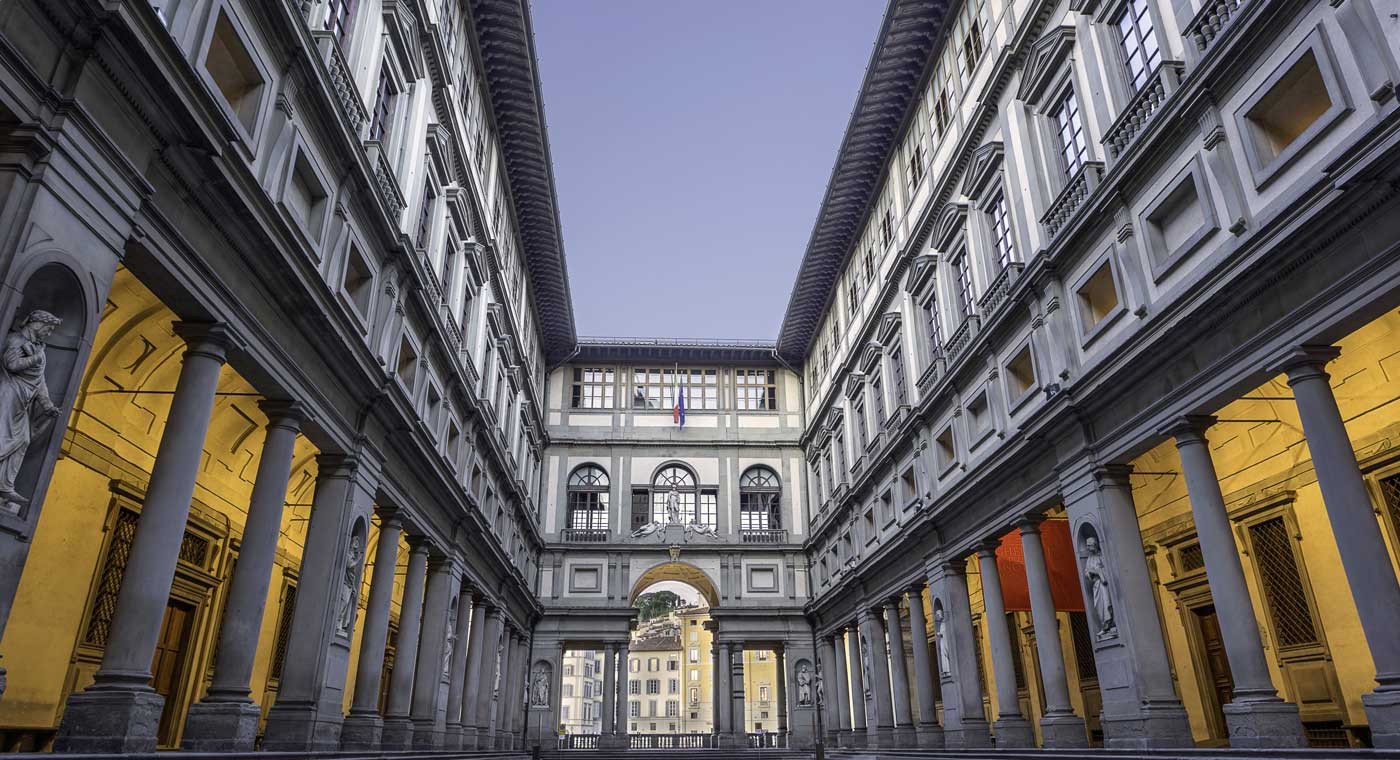 ウフィツィ美術館のチケットと考古学博物館へのアクセス