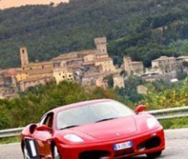 Paseo en Ferrari por la Toscana