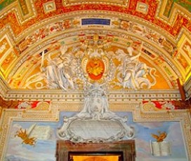Musées du Vatican sous les étoiles