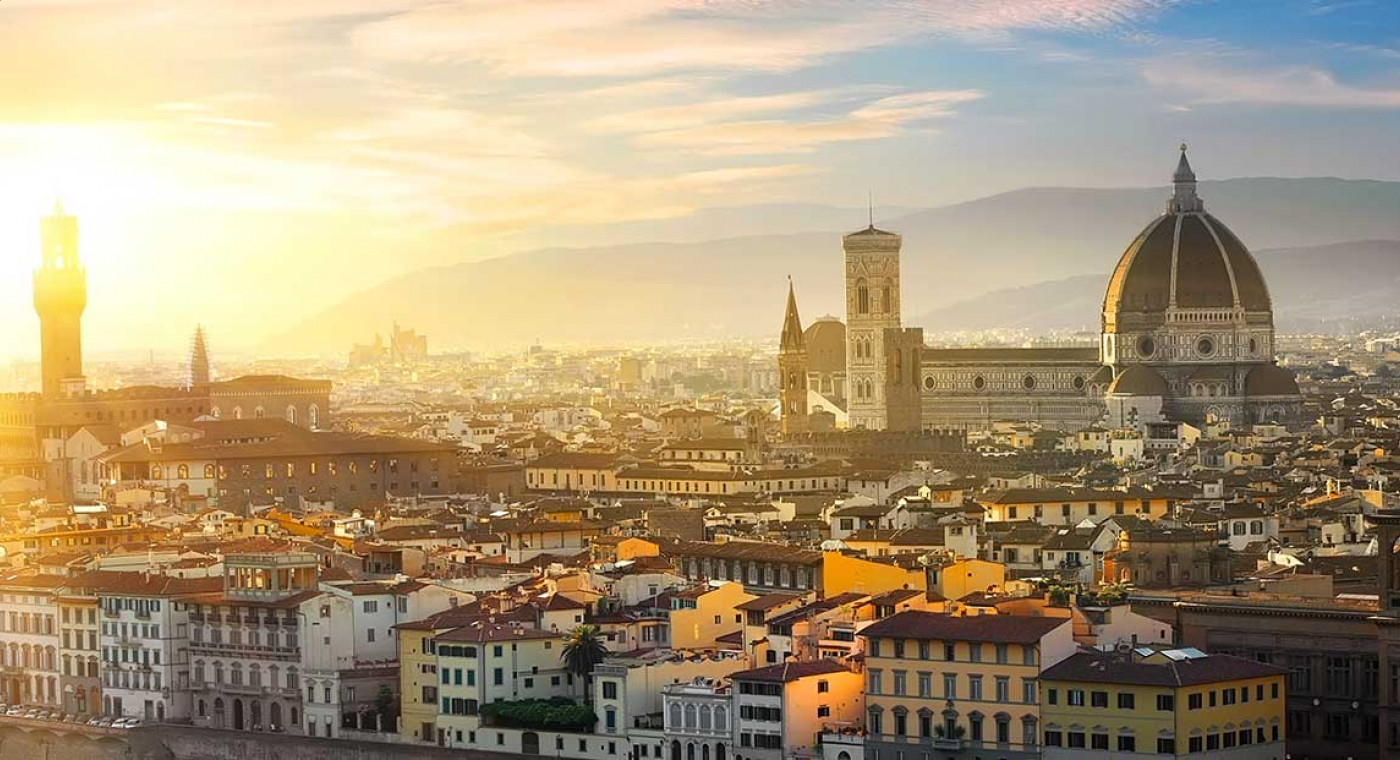 Museum do Palazzo Vecchio com Tablet vídeo-guia e ao sítio arqueológico no porão