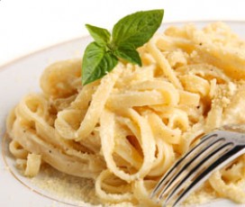 Fettuccine Alfredo: clase de cocina y comida en 'Alfredo alla Scrofa'