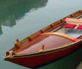 Tagesausflug im traditionellen venezianischen Segelboot
