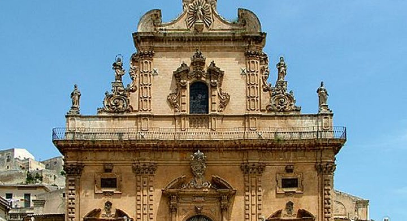 Tour letterario a Modica, la città di Quasimodo       