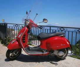 Découverte de Naples en Vespa