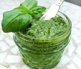 Pesto Calling!