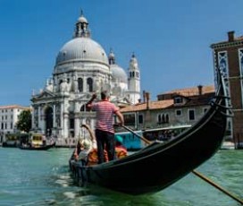 Découvrir Venise: promenade à pied et en gondole