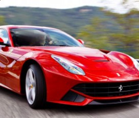 Tour alla Fabbrica della Ferrari e stop a Bologna