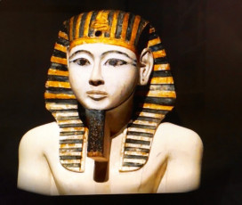 Guided by the Museum Egyptologist: Hungry from beyond the Grave. A Menu for Body and Spirit.        